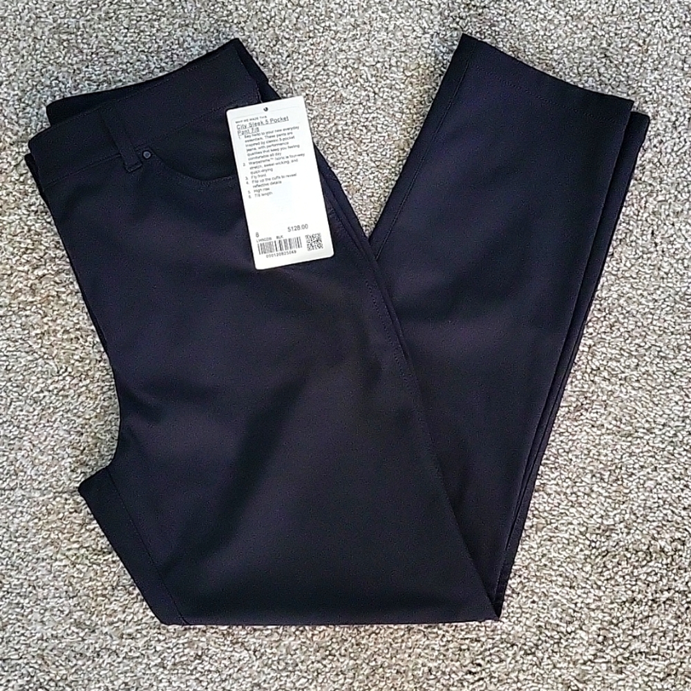 NWT Lululemon City Sleek 5 pocket Pant 7/8 size 8